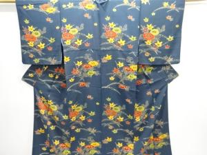 雪芝に草花模様付け下げ小紋着物